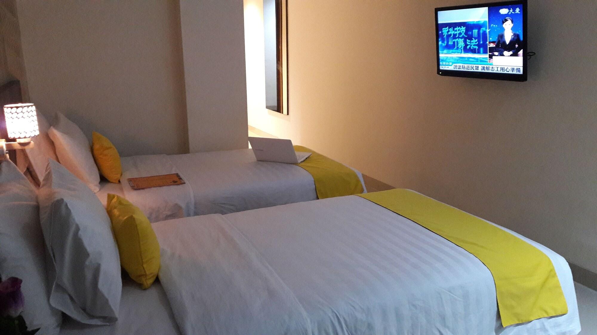 Kaliban Hotel Batam Buitenkant foto