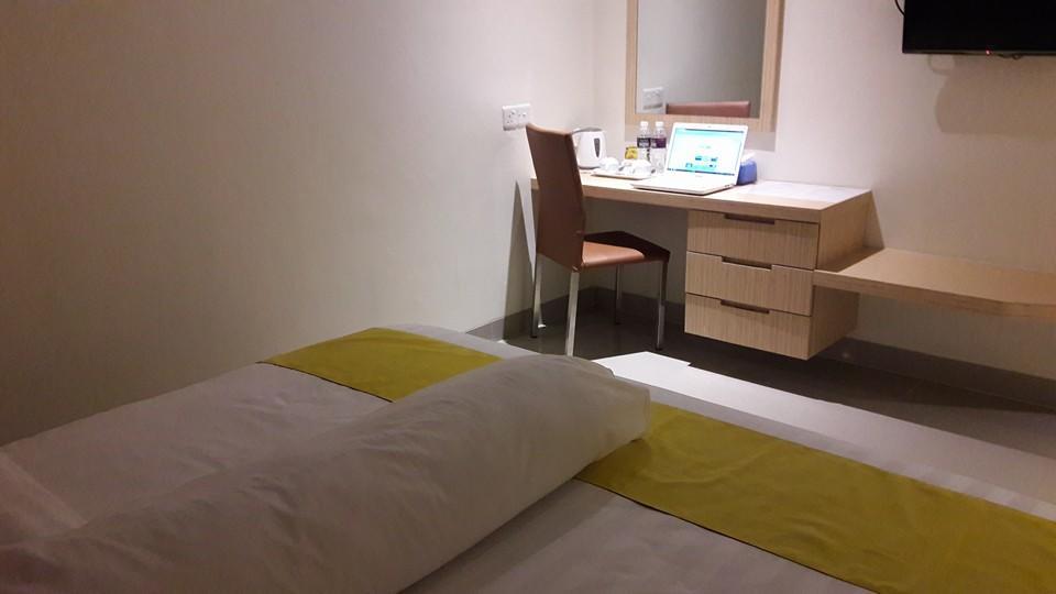 Kaliban Hotel Batam Buitenkant foto